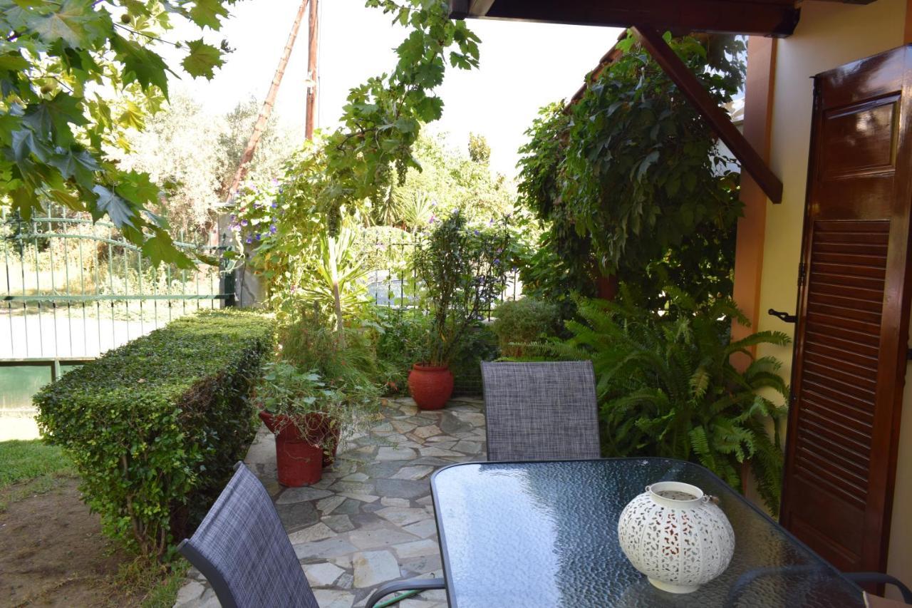 Family Villa Kalypso Oreoi Bagian luar foto